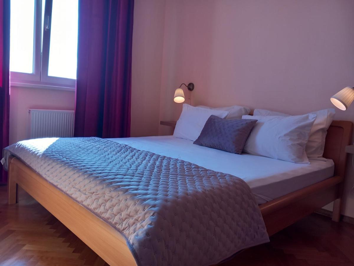 Apartment Inna With Free Garage Parking Zára Kültér fotó